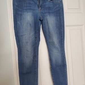 GAP Women's Light Blue Skinny Jeans